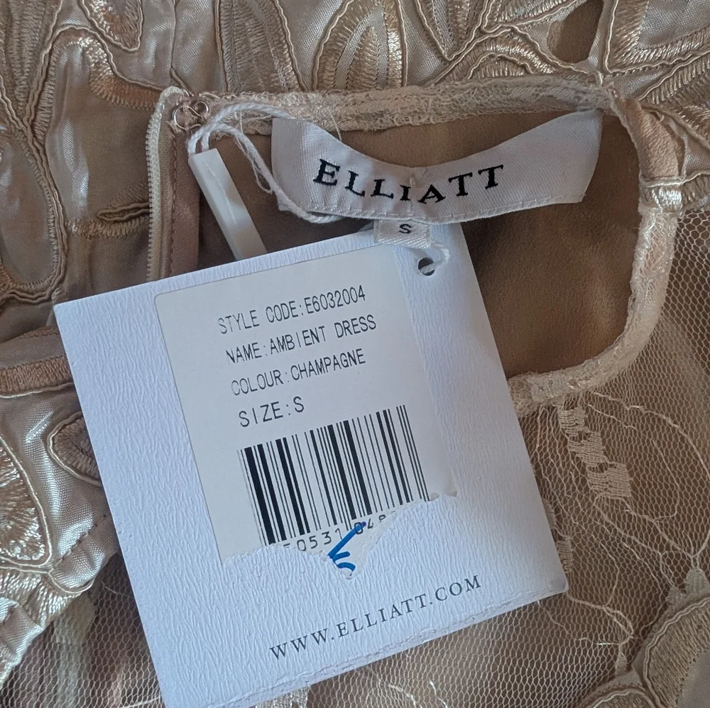 Elliatt Ambient Lace Dress In Champagne Size Small NWT - Picture 14 of 15